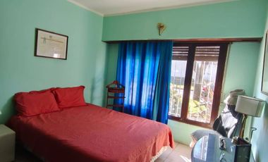 Venta de casa 3 ambientes con proyecto y departamento anexo