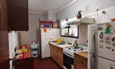 Venta de casa 3 ambientes con proyecto y departamento anexo