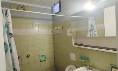 Venta de casa 3 ambientes con proyecto y departamento anexo