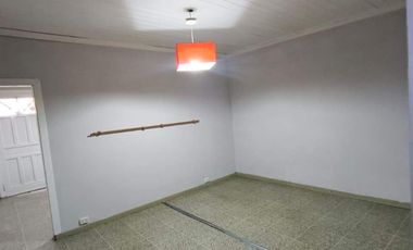 Venta de casa 3 ambientes con proyecto y departamento anexo