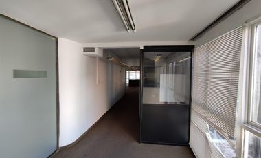 Piso Oficina 250 M2. En Retiro. Excelente Ubicacion.