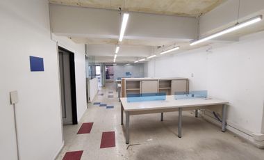 Semipiso Oficina 133 M2. En Retiro. Exelente Estado.