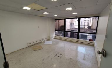 Semipiso Oficina 133 M2. En Retiro. Exelente Estado.