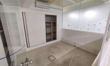 Semipiso Oficina 133 M2. En Retiro. Exelente Estado.