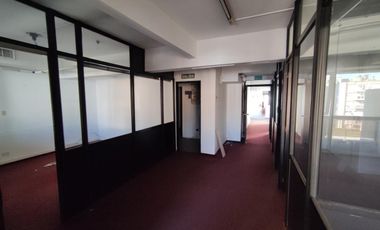 Piso Oficina 250 M2. En Retiro. Excelente Ubicacion. Piso 10