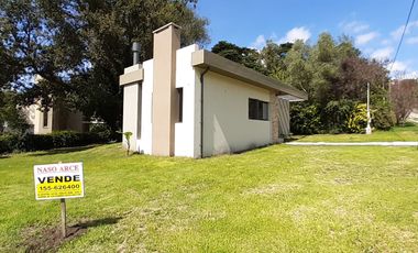 RETASADO -  CHALET DE DISEÑO A ESTRENAR ZONA CAPILLA - SIERRA DE LOS PADRES.