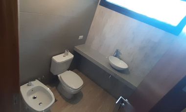 RETASADO -  CHALET DE DISEÑO A ESTRENAR ZONA CAPILLA - SIERRA DE LOS PADRES.