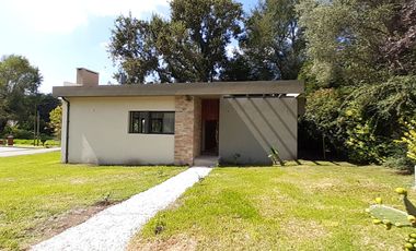 RETASADO -  CHALET DE DISEÑO A ESTRENAR ZONA CAPILLA - SIERRA DE LOS PADRES.