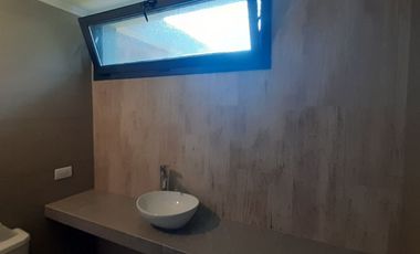 RETASADO -  CHALET DE DISEÑO A ESTRENAR ZONA CAPILLA - SIERRA DE LOS PADRES.
