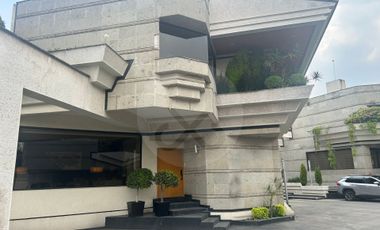 Casa en venta en Lomas de Tecamachalco