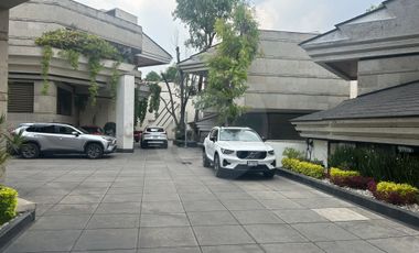 Casa en venta en Lomas de Tecamachalco