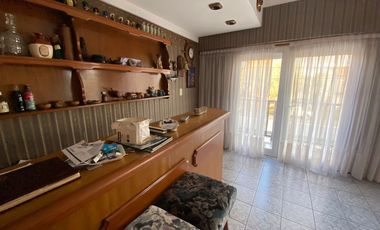 Chalet en venta de 3 dormitorios c/ cochera en Miramar