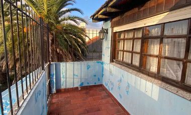 Chalet en venta de 3 dormitorios c/ cochera en Miramar