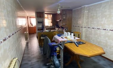 Chalet en venta de 3 dormitorios c/ cochera en Miramar