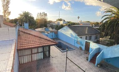 Chalet en venta de 3 dormitorios c/ cochera en Miramar