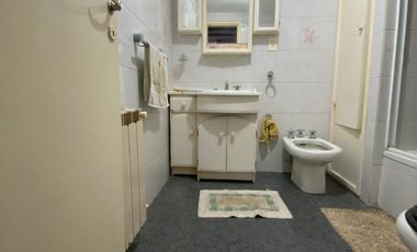 Chalet en venta de 3 dormitorios c/ cochera en Miramar