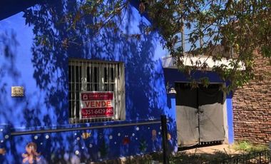 Casa en venta de 2 dormitorios c/ cochera en Villa Allende