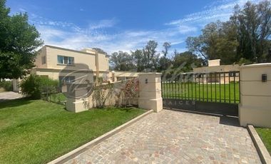 Casa En Alquiler La Reserva Cardales doble terreno parquizado Lujo Elegancia