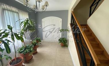 Casa En Alquiler La Reserva Cardales doble terreno parquizado Lujo Elegancia