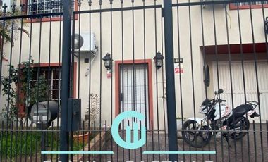 Casa en venta de 4 dormitorios c/ cochera en Lomas del Mirador