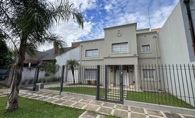 Casa en venta de 4 dormitorios c/ cochera en San Miguel