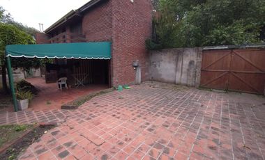 CASA 6 AMBIENTES EN VENTA