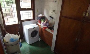 CASA 6 AMBIENTES EN VENTA