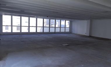 Alquiler Oficina, planta libre De 412 m2, con 2 cocheras