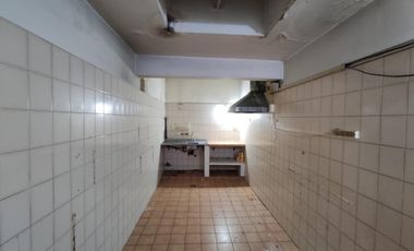 Excelente Local  9 Mts De Frente Apto Gastronómico!!!