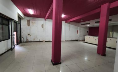 Excelente Local  9 Mts De Frente Apto Gastronómico!!!