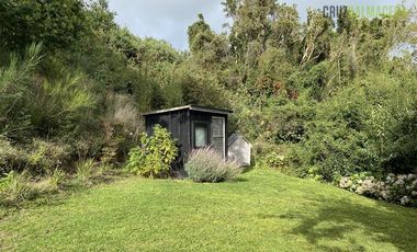 Casa en Venta en Playa Hermosa, moderna casa con acceso a la playa y gran vista