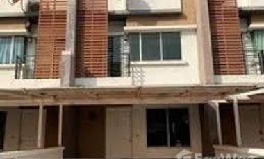 3 Bedroom Townhouse for sale at Townplus Onnut