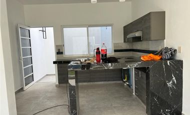 EN VENTA PROPIEDAD NUEVA AL SUR DE CUERNAVACA ESTILO MODERNO