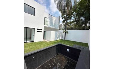 Plusvalia CASA NUEVA EN VENTA AL NORTE DE CUERNAVACA ESTILO MODERNO