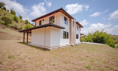 FINCA EN VENTA UBICADA EN MARINILLA SECTOR VEREDA EL SOCORRRO