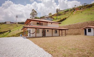 FINCA EN VENTA UBICADA EN MARINILLA SECTOR VEREDA EL SOCORRRO