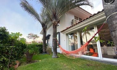 Casa de Lujo en Venta  San Bernardo, Zapopan, Jalisco.  Zona Andares