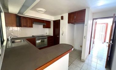 Casa en Venta en Santo Tomás de Aquino, Jardines de Guadalupe, Zapopan.