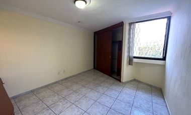 Casa en Venta en Santo Tomás de Aquino, Jardines de Guadalupe, Zapopan.