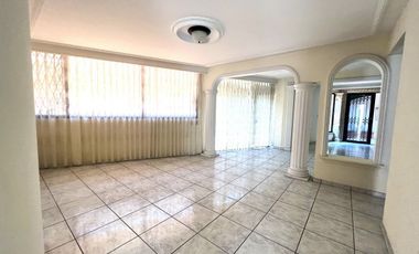 Casa en Venta en Santo Tomás de Aquino, Jardines de Guadalupe, Zapopan.