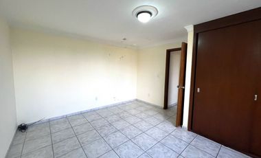 Casa en Venta en Santo Tomás de Aquino, Jardines de Guadalupe, Zapopan.