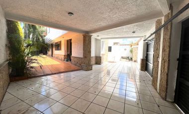 Casa en Venta en Santo Tomás de Aquino, Jardines de Guadalupe, Zapopan.