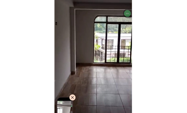 Vendo casa duplex 5 viviendas excelente inversion en el Centro