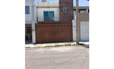 Casa en venta Col. Gobernadores, Puebla.
