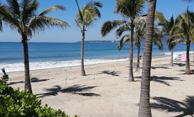 Departamento en venta en Nuevo Vallarta frente a playa | MB