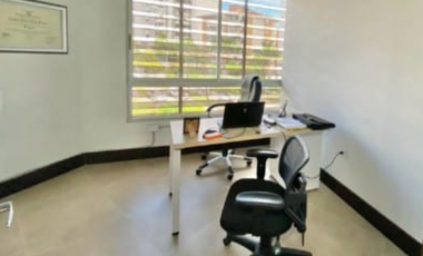 SE VENDE OFICINA EN PINARES QUALITY