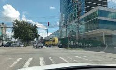 ALQUILER OFICINA EN EL DORADO VISTA A LA CIUDAD CENTURY TOWER