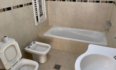 Casa PH en venta en Wilde Centro