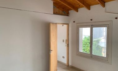 Casa PH en venta en Wilde Centro