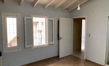 Casa PH en venta en Wilde Centro
